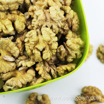 Light walnut kernel for snacks
